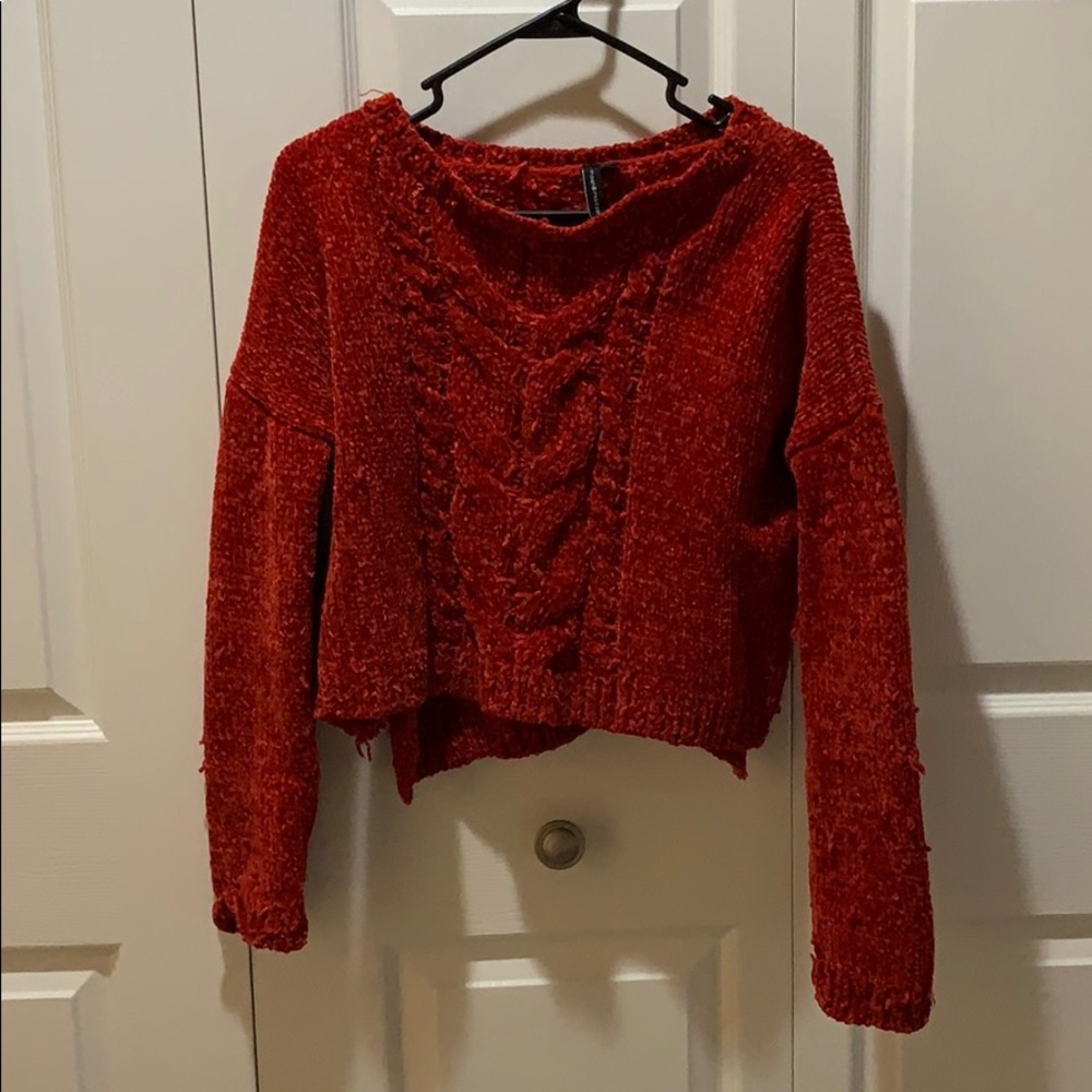 Women’s Deep Red Velvet Crop-Sweater